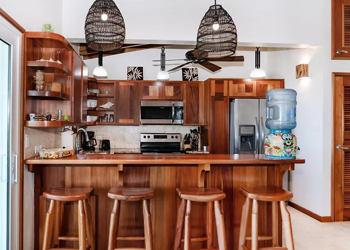 Holiday home Residences At Barrier Reef 10-1c Oceanfront 2 Bedroom By Floreo San Pedro (Ambergris Caye)