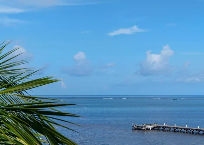 Holiday home Residences At Barrier Reef 10-1c Oceanfront 2 Bedroom By Floreo *